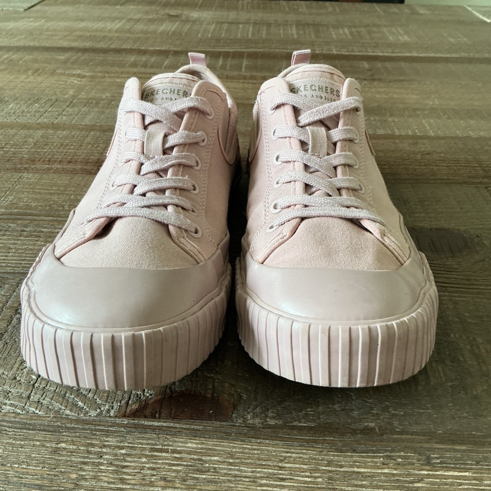 Skechers Womens New Moon Total Eclipse Pink Casual Shoes Sneakers Sz 9.5